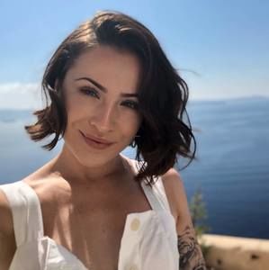 Meet your Posher, Tanya